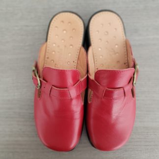 Zueco de Cuero Rojo